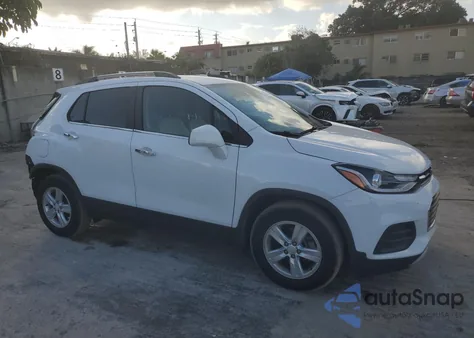 2020 Chevrolet Trax 1Lt z USA, uszkodzony, nr VIN 3GNCJLSBXLL167538